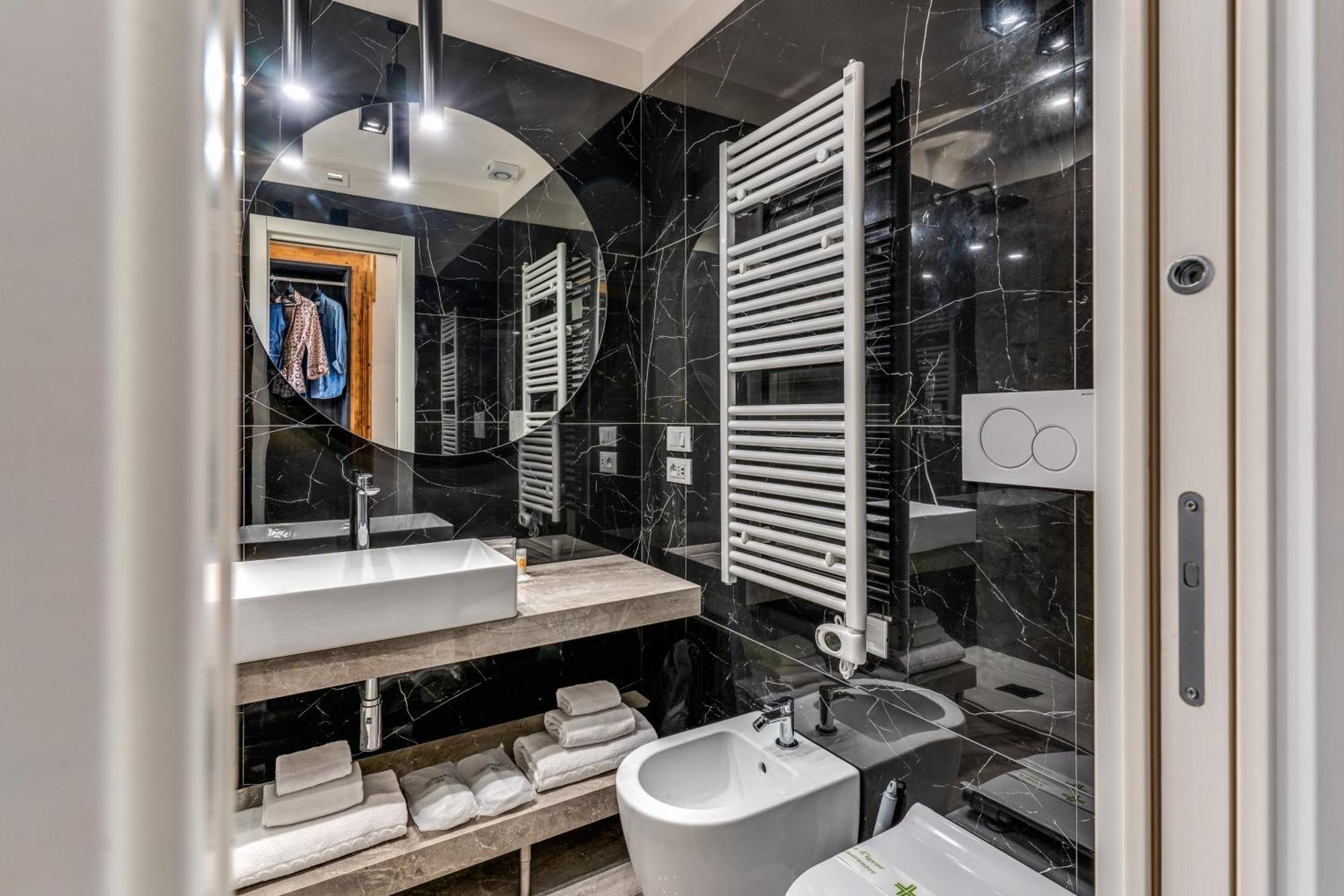 Arenula Guest house