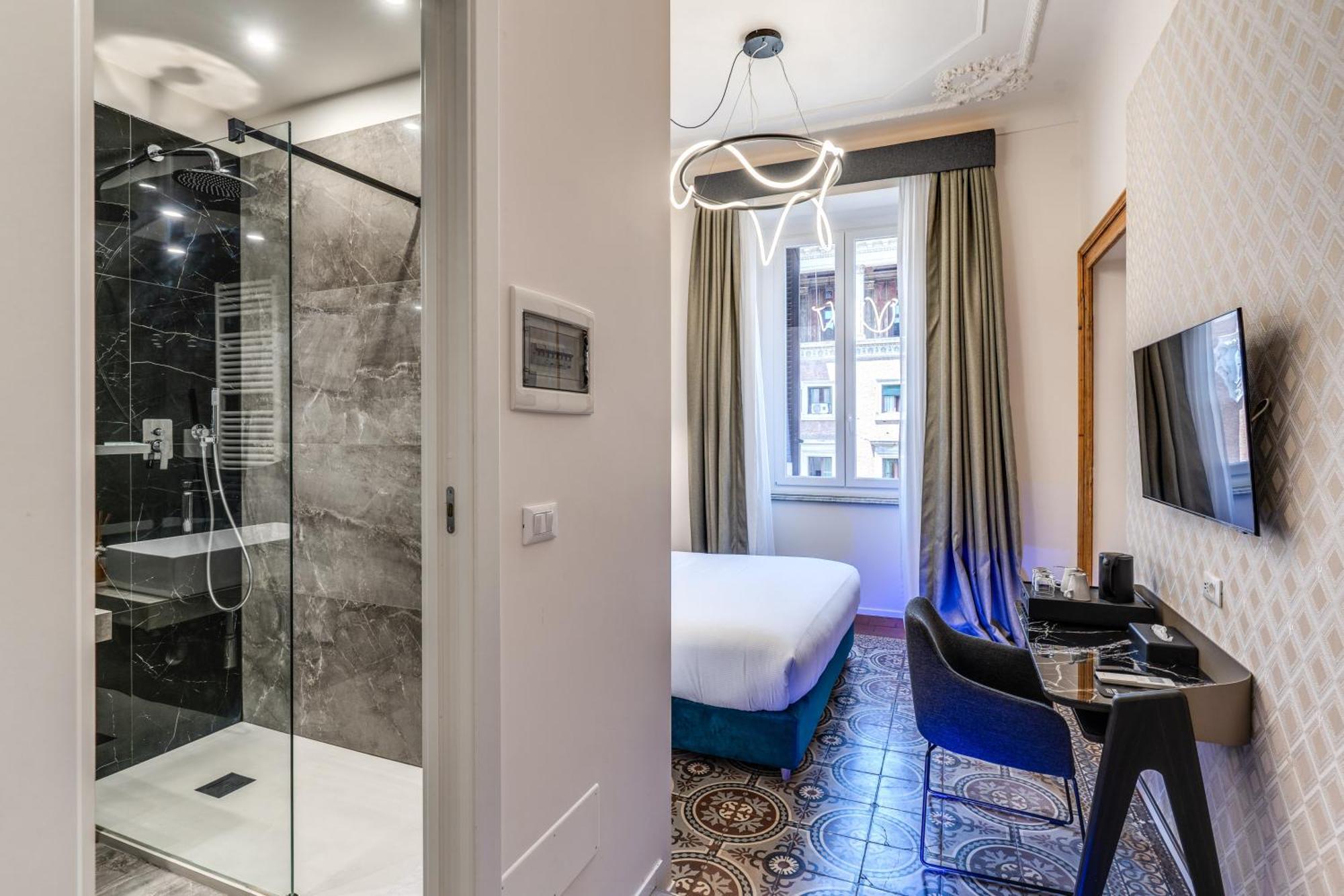 Guest house Arenula 2*