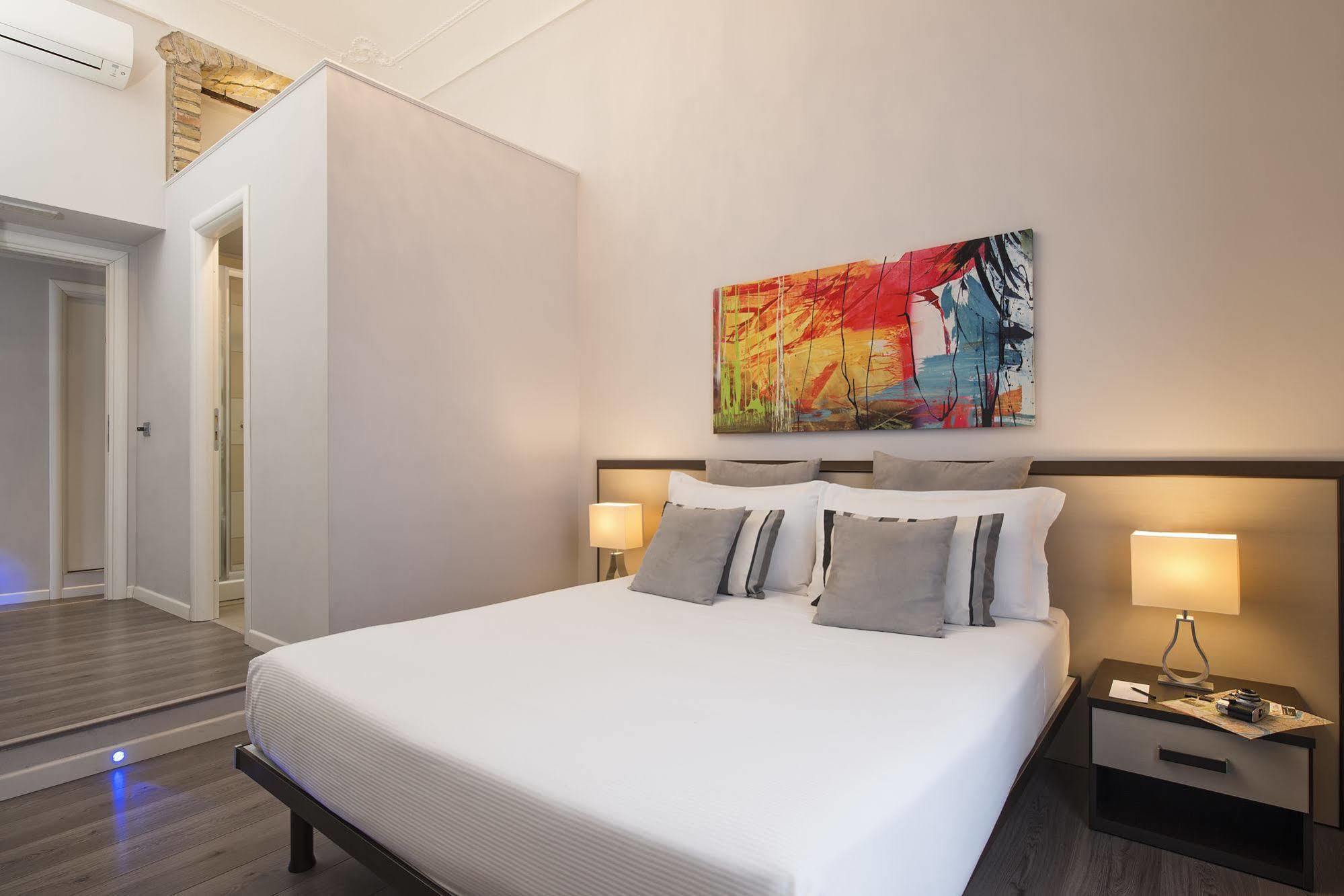 Guest house Arenula 2*